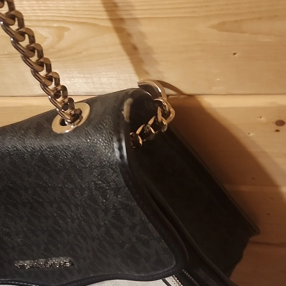 Michael Kors Regina Purse Medium Signature